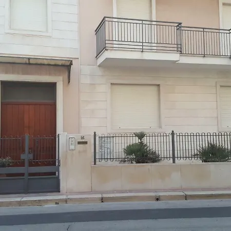 Seafront Leti - Pono شقة *