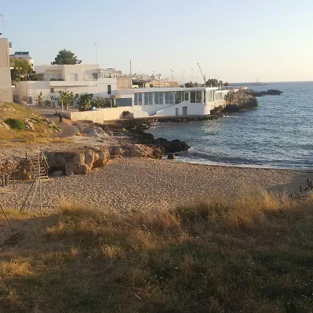 Seafront Leti - Pono